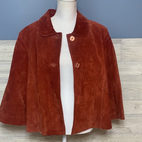 Gorgeous burnt orange 2 button swing cropped suede jacket - Picture 7 of 12